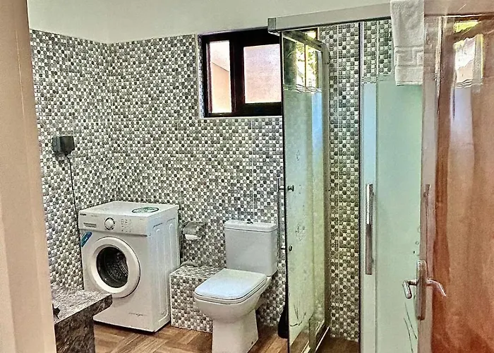 Lägenhet Villea Frangipani 2br Ground Near Airport